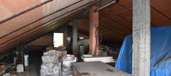 Вилла с 4 спальнями в Варацце, Италия № 173688 43