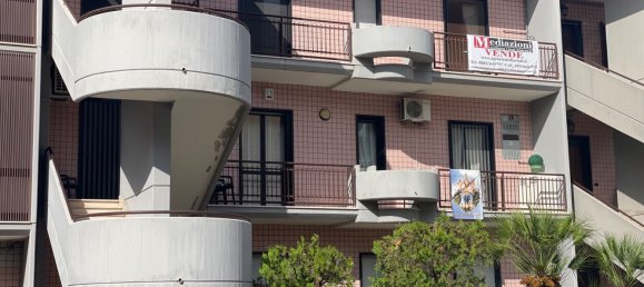 5-salle Appartement à Apricena, Italy No. 85427 26