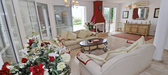 4 Schlafzimmer Villa in Sea Caves, Cyprus, Nr. 22047 2