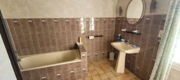 3 bedrooms House in Tranzault, France No. 69255 7