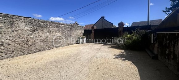 2 bedrooms House in Juillan, France No. 316438 3