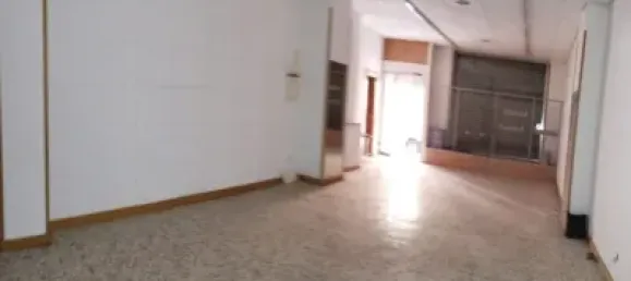 82m² Commercial property in Zaragoza, Spain No. 145671 3