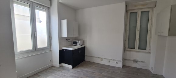 Edifício T13 em Marchenoir, France N.º 55782 9