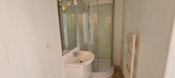 Edifício T13 em Marchenoir, France N.º 55782 8