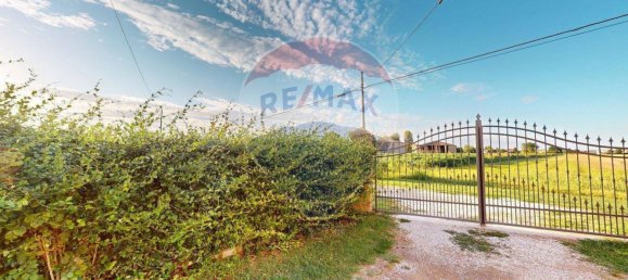 3 Schlafzimmer Villa in Ferrara, Italy, Nr. 308665 6