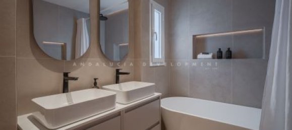 3 Schlafzimmer Penthouse in Marbella, Spain, Nr. 46440 9