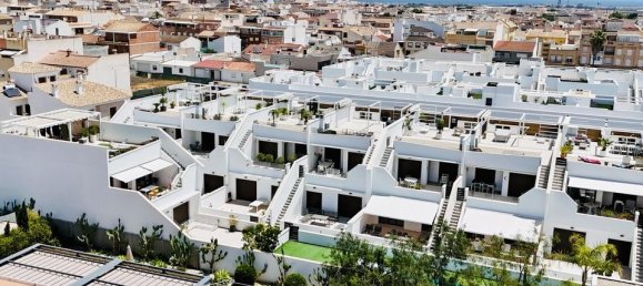 2 bedrooms Apartment in Alicante, Spain No. 151210 2