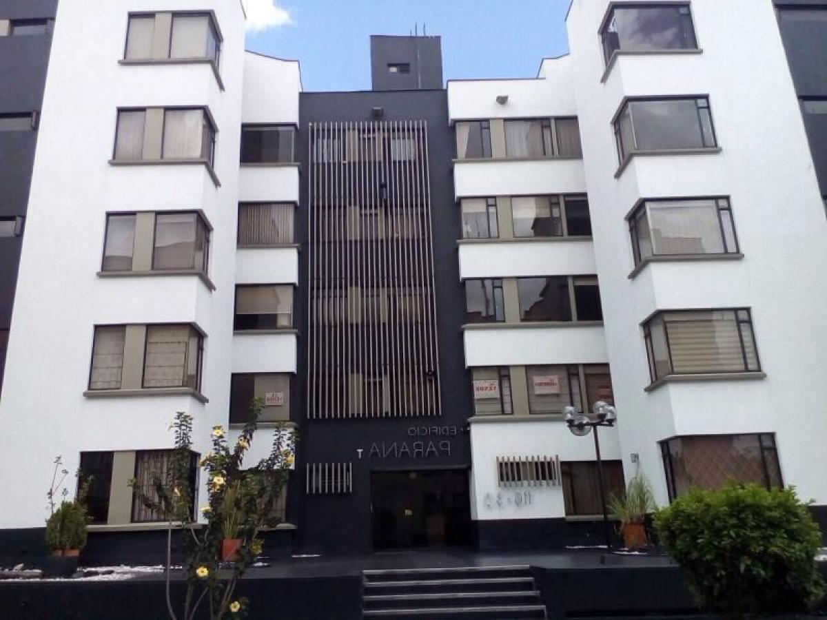 2 bedrooms House in Bogota, Colombia No. 13364