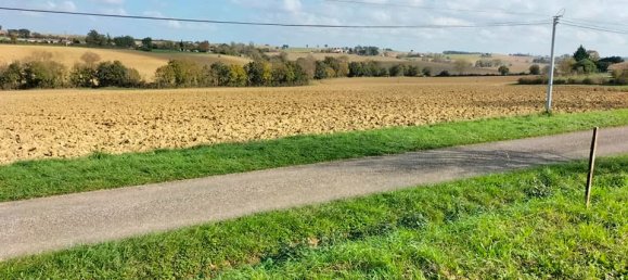 1989m² Land in Fleurance, France No. 79342 10