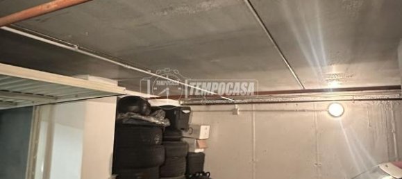 28m² Garage in Milan, Italy No. 245829 4