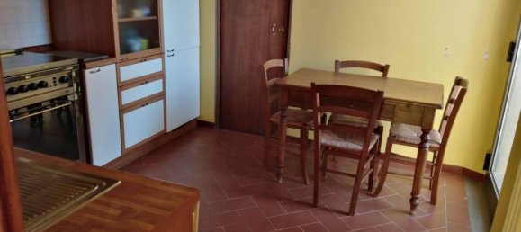 6 rooms Apartment in Florence, Italy No. 32814 13