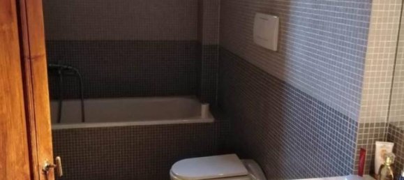 6 rooms Apartment in Florence, Italy No. 32814 16