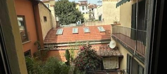 6 rooms Apartment in Florence, Italy No. 32814 14