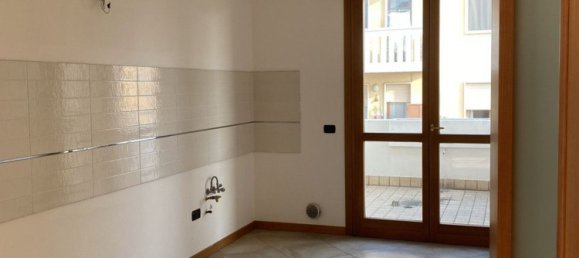 5 rooms Duplex in Padua, Italy No. 60487 21