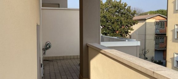 5 rooms Duplex in Padua, Italy No. 60487 22