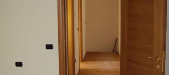 5 rooms Duplex in Padua, Italy No. 60487 10