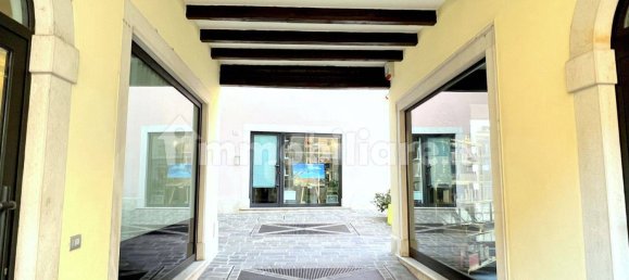 1 Schlafzimmer Wohnung in Desenzano del Garda, Italy, Nr. 222821 16