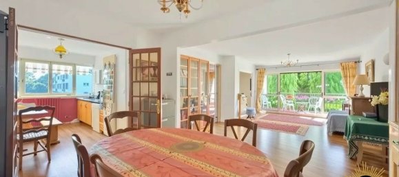 3 غرف نوم شقة في Noisy-le-Roi, France رقم 347069 6