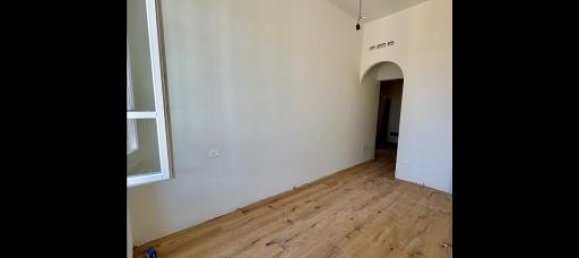 4 rooms Apartment in Florence, Italy No. 30881 8