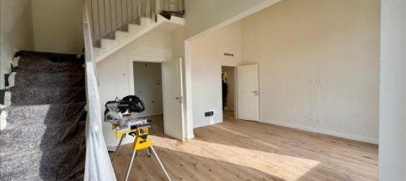 4 rooms Apartment in Florence, Italy No. 30881 10