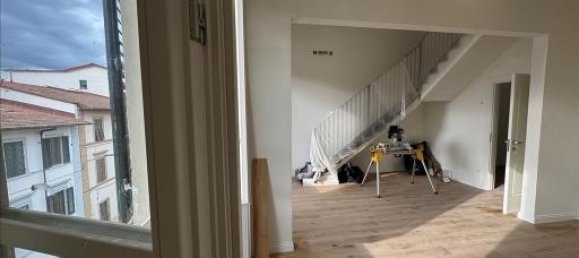 4 rooms Apartment in Florence, Italy No. 30881 9