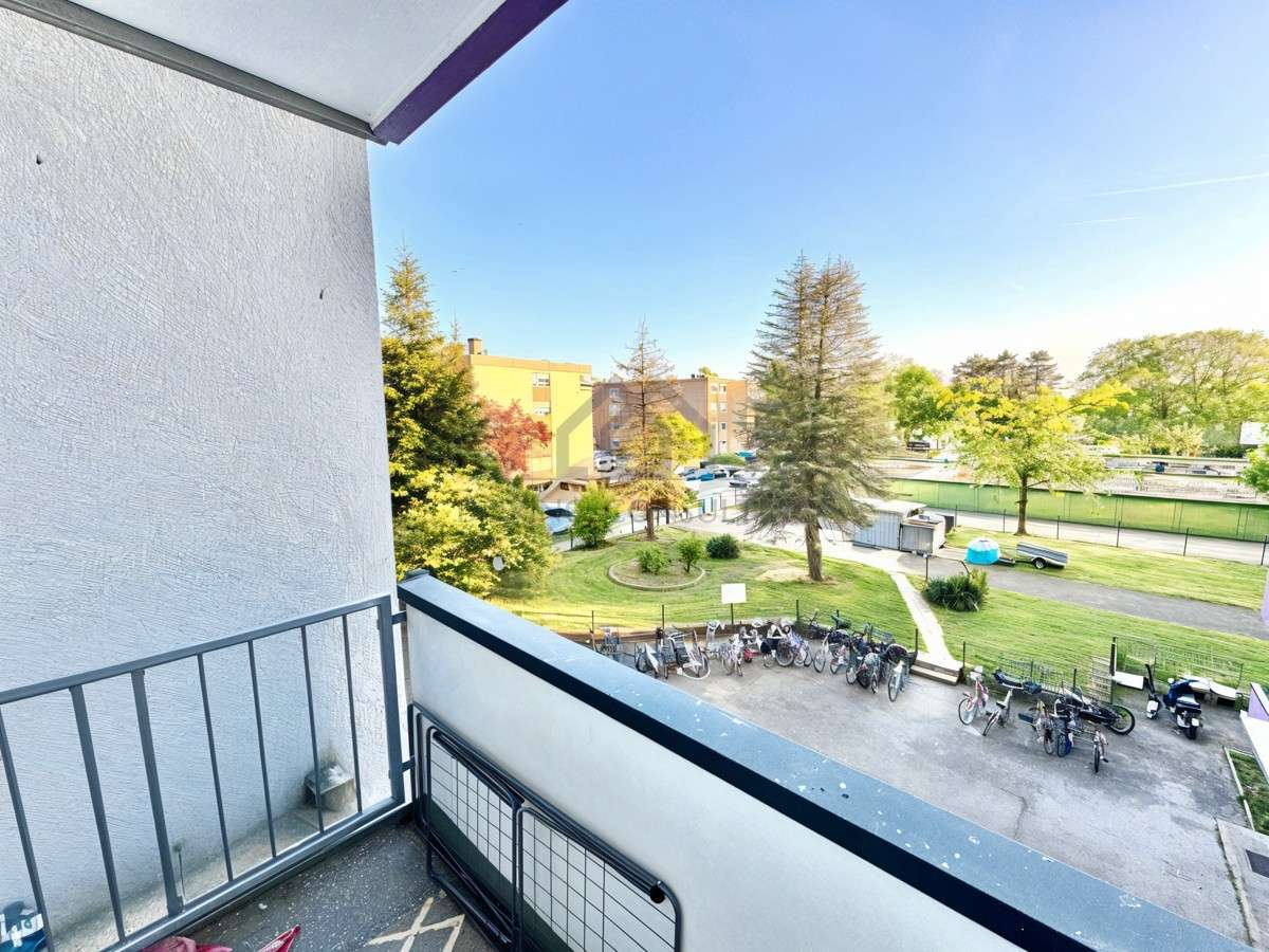 2 bedrooms Apartment in Rhein-Erft, Germany No. 341084