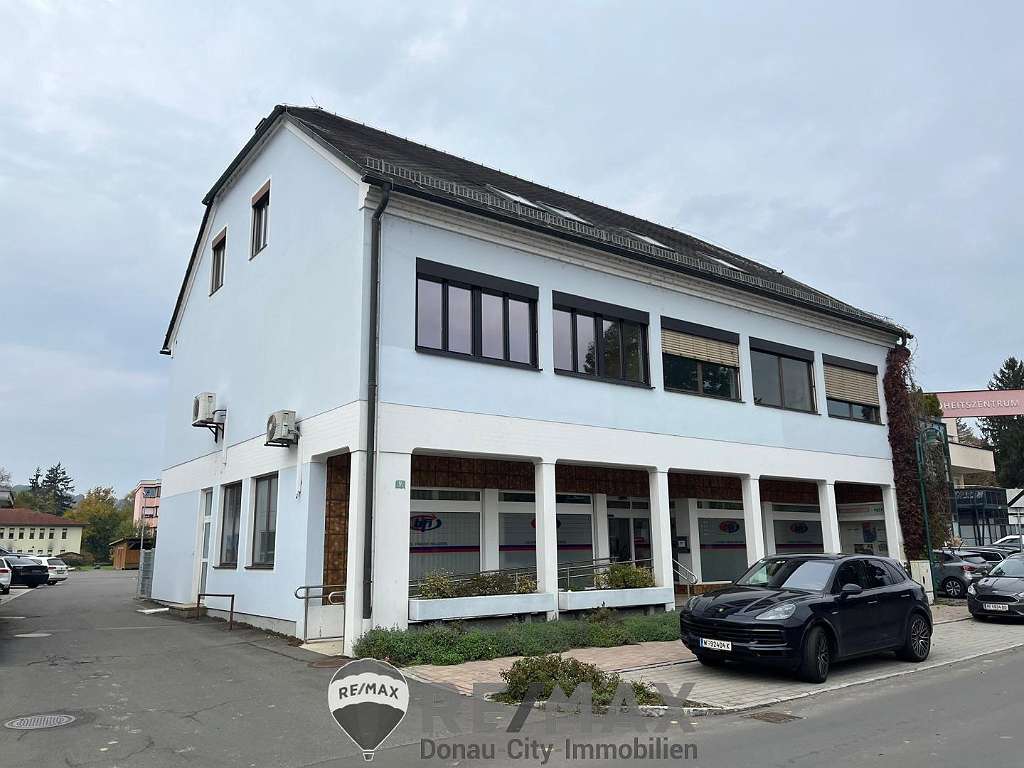 590m² Office in Jennersdorf, Austria No. 73322
