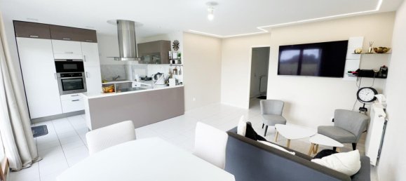 4 bedrooms House in Menucourt, France No. 289193 8