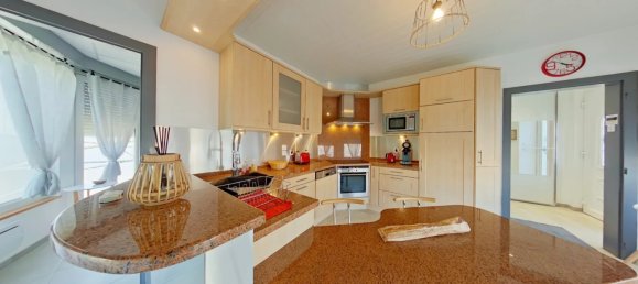 5 bedrooms Building in Etain, France No. 48706 17