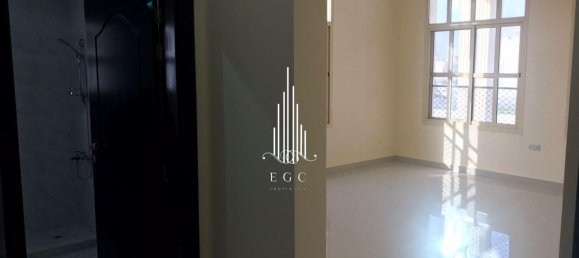 Villa de 7 dormitorios en Khalifa City, UAE No. 24913 12