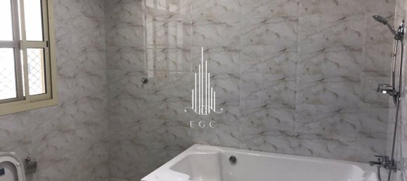 Villa de 7 dormitorios en Khalifa City, UAE No. 24913 22