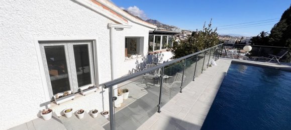 7 bedrooms Villa in Fuengirola, Spain No. 134593 2