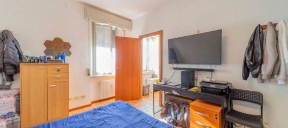 Квартира с 2 комнатами в Парма, Италия № 228860 9