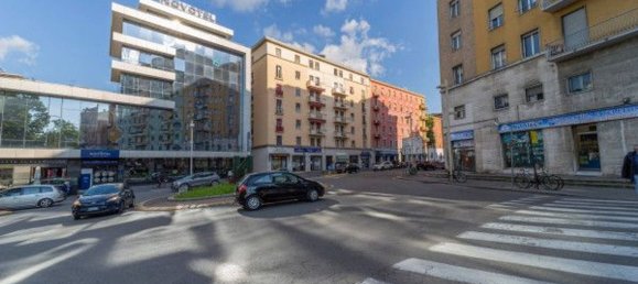 Квартира с 2 комнатами в Парма, Италия № 228860 20