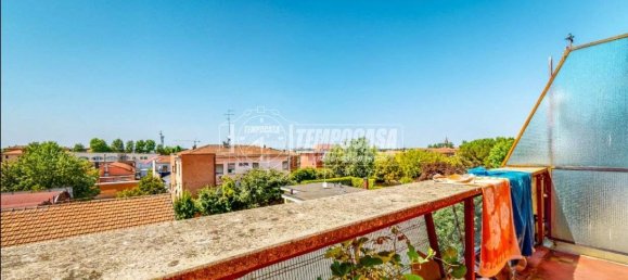 2 rooms Apartment in Modena, Italy No. 271007 8