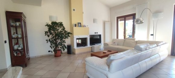 Villa T3 em Luni, Italy N.º 99164 6