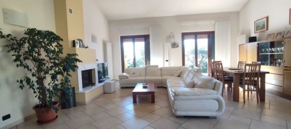 Villa T3 em Luni, Italy N.º 99164 24
