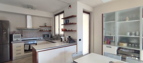 Villa T3 em Luni, Italy N.º 99164 10