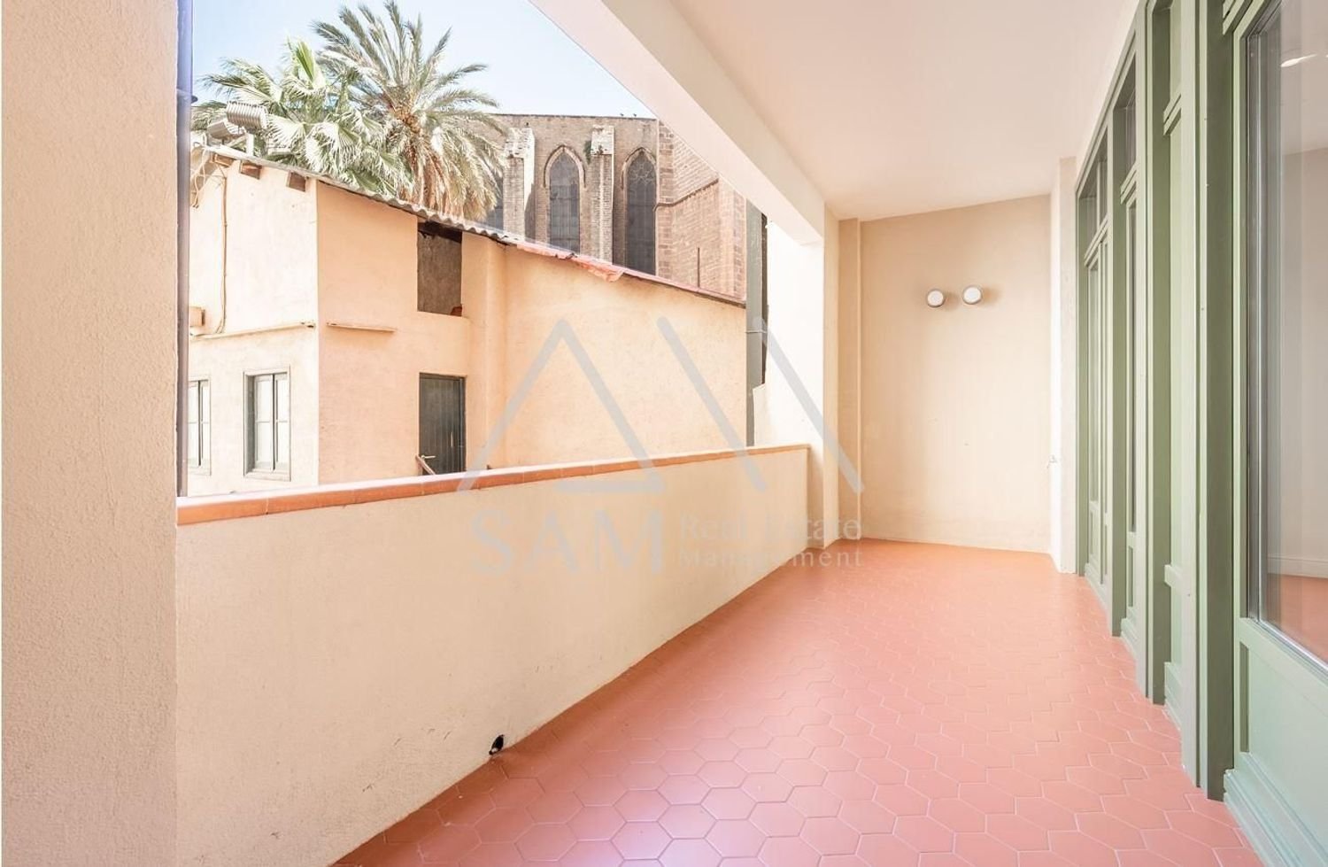 2 غرف نوم شقة في Ciutat Vella, Spain رقم 33999