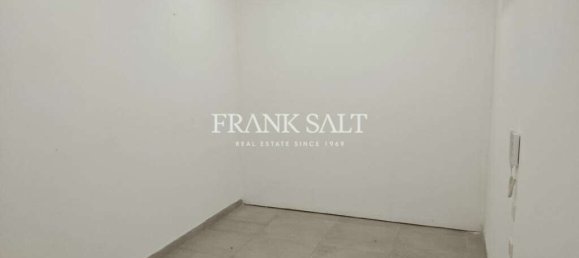 100m² Office in Sliema, Malta No. 13356 3