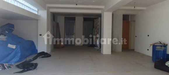4 bedrooms House in Prata d'Ansidonia, Italy No. 165076 12