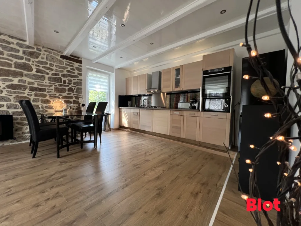 5 bedrooms House in Saint-Nolff, France No. 326283