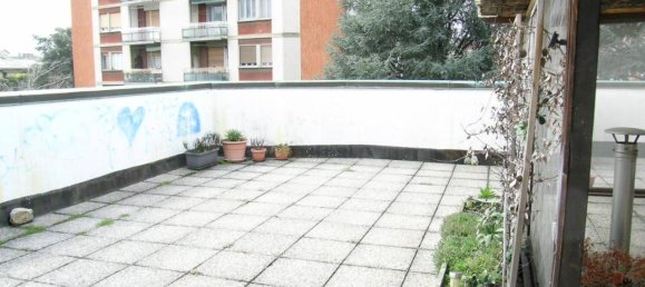 3 rooms Penthouse in Novara, Italy No. 41686 12