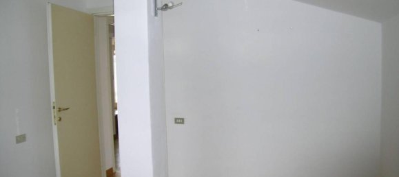 3 rooms Penthouse in Novara, Italy No. 41686 20