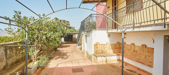 5غرفة منزل في Valderice, Italy رقم 49658 7