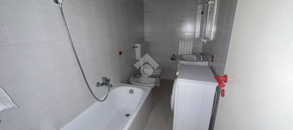 Studio in Pavia, Italy, Nr. 380003 11