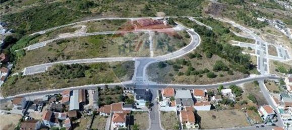 656m² Land in Alenquer, Portugal No. 92131 2