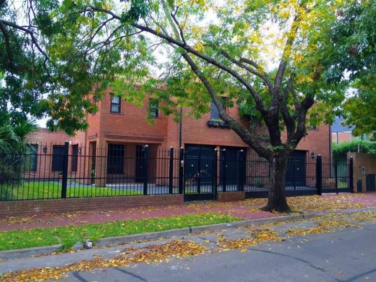 5 bedrooms House in San Isidro, Argentina No. 64246