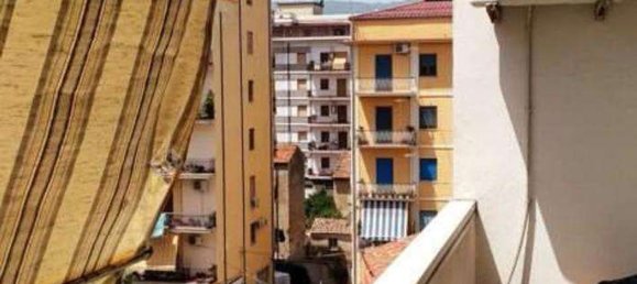 6 rooms Apartment in Cosenza, Italy No. 201651 25