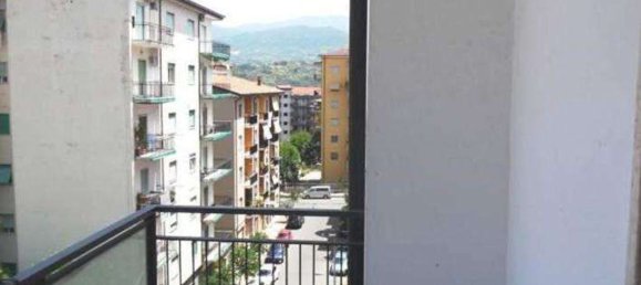 6 rooms Apartment in Cosenza, Italy No. 201651 16